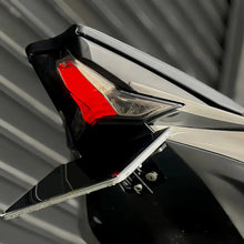 After installing the integrated tail light, the appearance of your Kawasaki Z1000 will be enhanced.