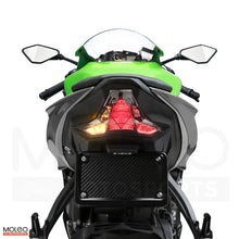 Integrated Tail Light for Kawasaki ZX-6R Features Clearly Distinguished Red Position Lights and Turn Signals, Making Them Easily Recognizable.