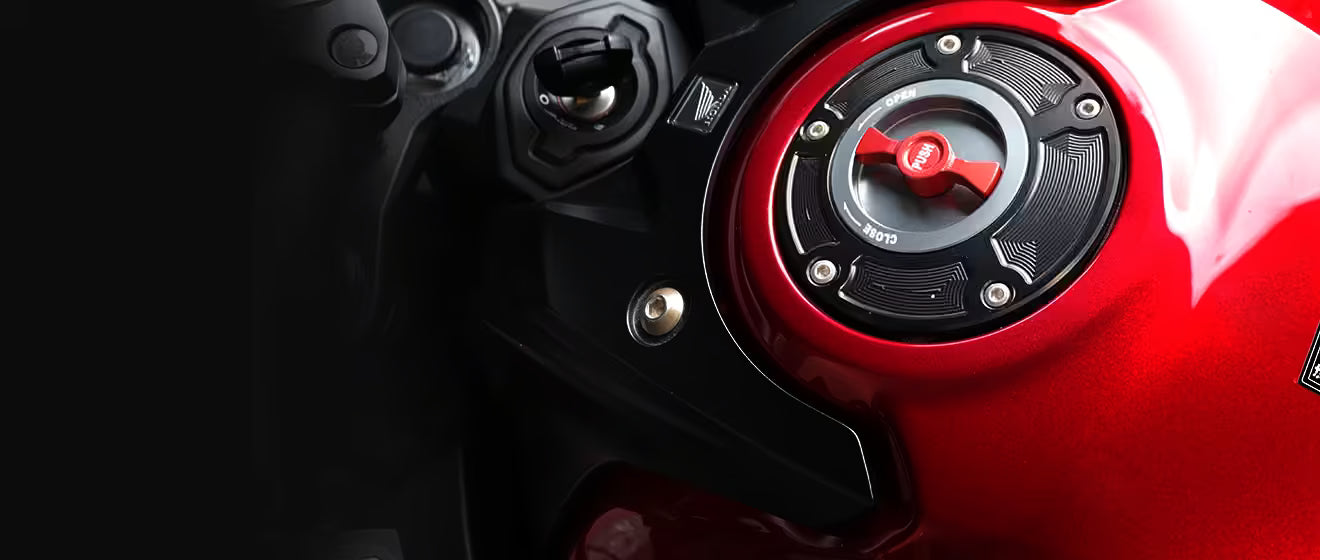 Motorcycle Aftermarket CNC Keyless Fuel Quick Release Gas Caps
