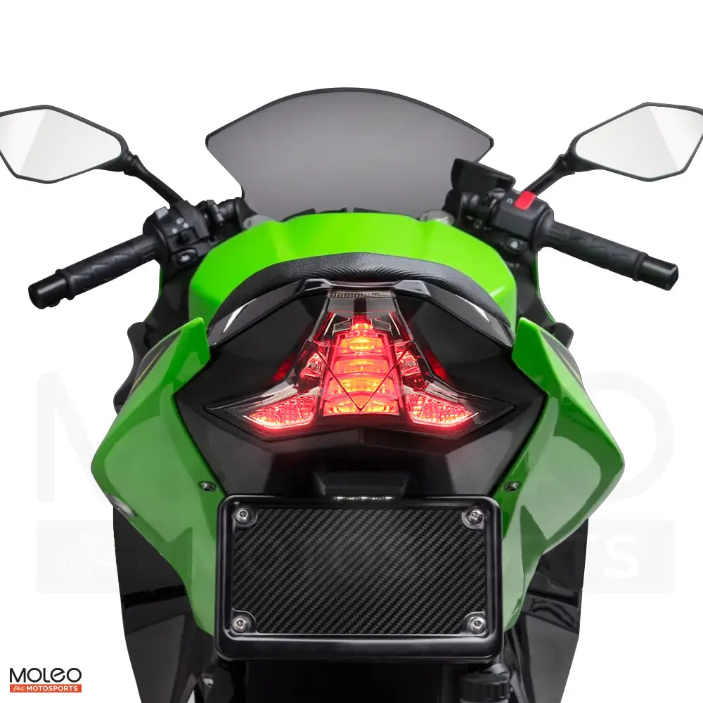 When triggered, the brake light on Kawasaki Z400 integrated tail light flares up instantly, grabbing the attention of trailing vehicles without delay.